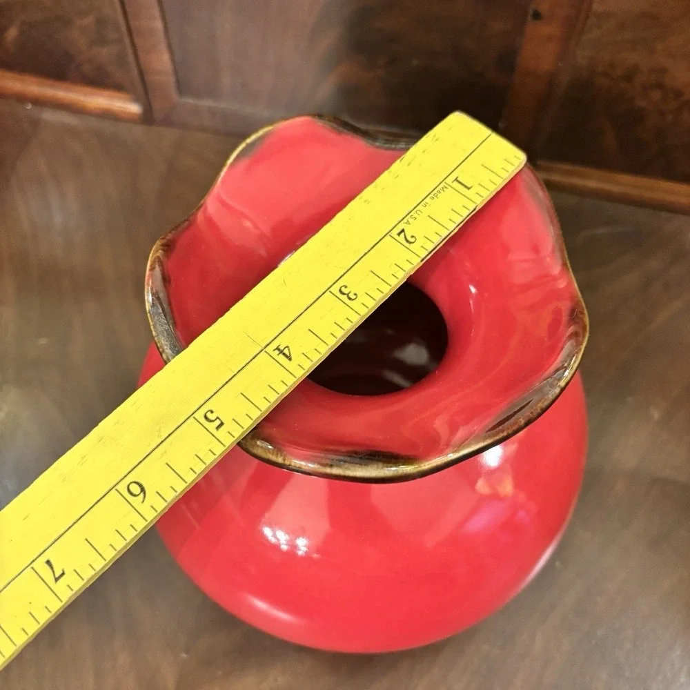Southern Living at Home Cinnabar Red Ruffle Vase Gold Trim Portugal 6.5